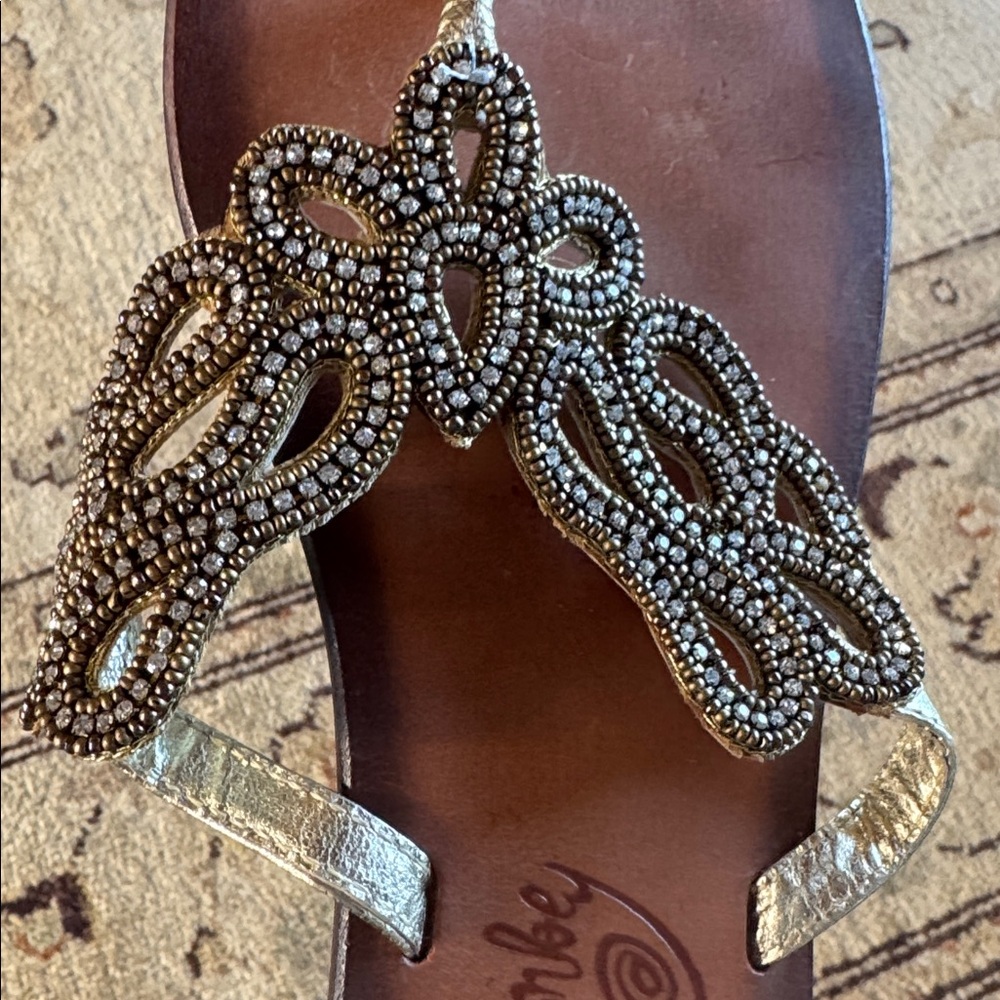 Naughty MonkeyTwisty Gold Crystal Beaded sandals Thong Flats 9.5 EUC with Box - Picture 2 of 8